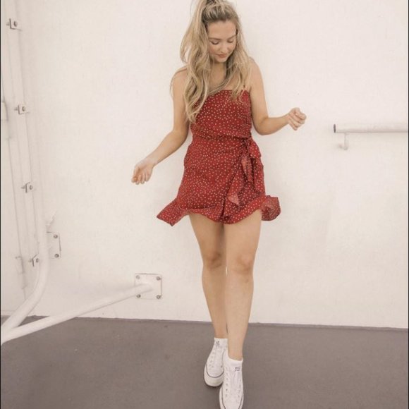 Princess Polly Caesura Mini Dress in Wine sz 4 - Picture 3 of 16